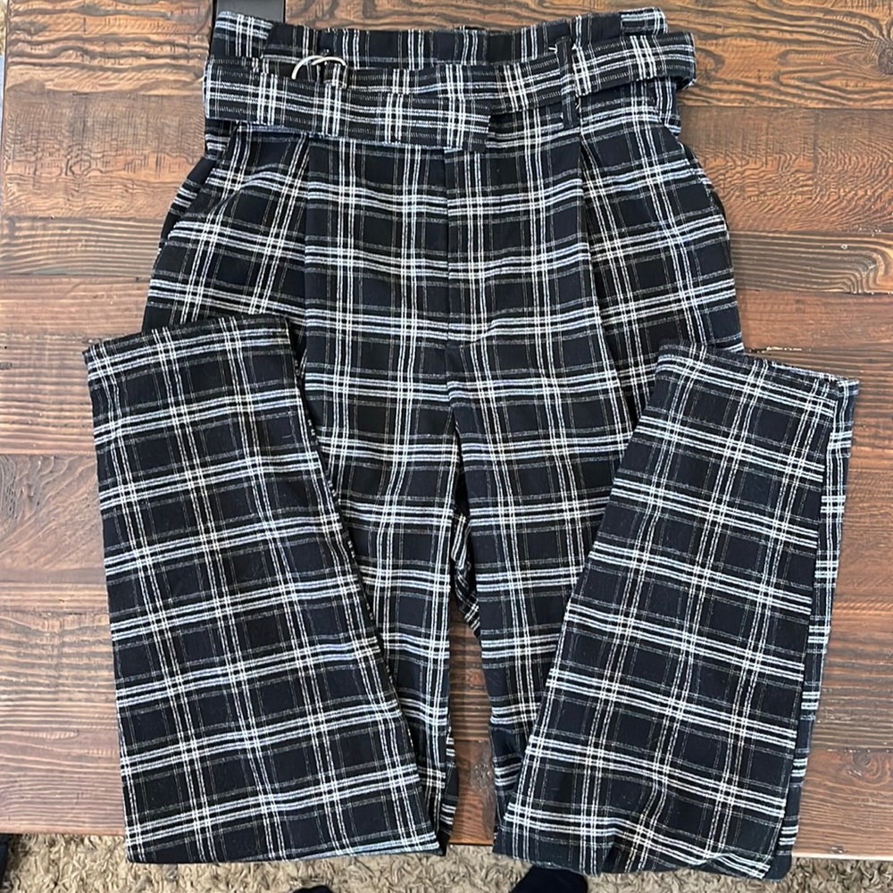 Hollister High Rise pants